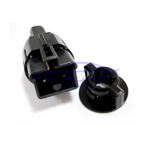 แท้ศูนย์ 1.9 BDI สวิทช์ไฟเบรค 4ขา  ISUZU D-MAX MU-X 2012 - 2021 อีซูซุ ดีแม็กซ์ DMAX MUX ตรงขาเหยียบเบรค ดีแมค สวิทช์ไฟ - Image 2