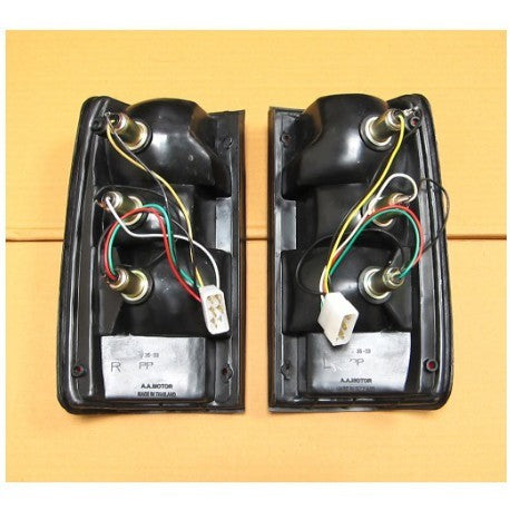 สองสี ไฟท้าย TOYOTA HILUX MIGHTY-X RN85 LN106 MK3 1989 - 1997 โตโยต้า ไมตี้เอ็กซ์ ไฟท้ายรถ ไฟหลังกระบะ ไฟ แต่งไฟ อะไหล่ - Image 2