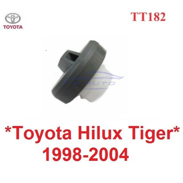 ฝาถังโซล่า ฝาถังน้ำมัน TOYOTA TIGER D4D 1998 - 2004 โตโยต้า ไทเกอร์ แบบเกลียว จุกปิด ตัวใน ฝาปิด ที่ปิด ถังน้ำมัน TT182