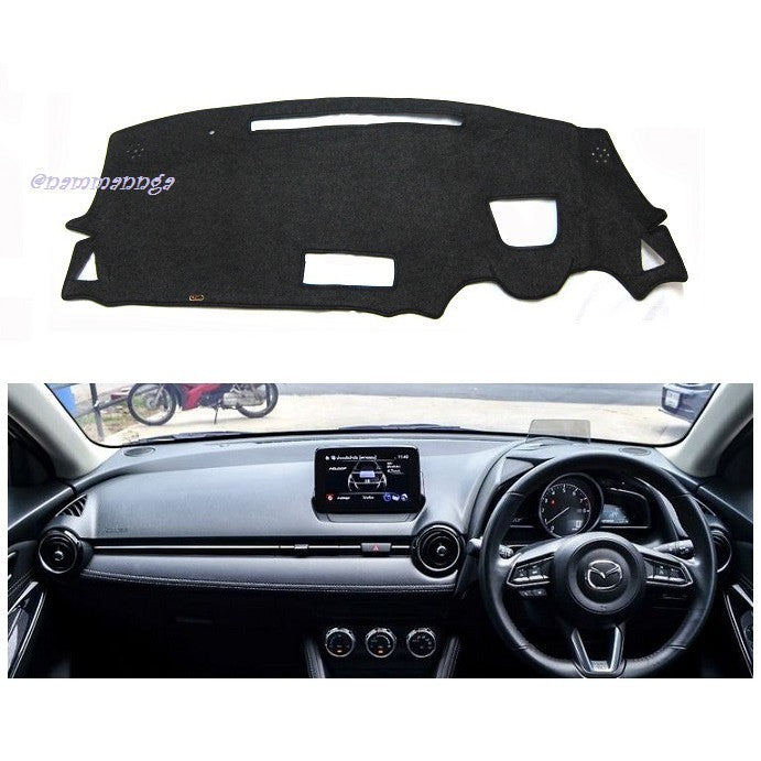 พรมปูคอนโซล พรมหน้ารถ Mazda 2 CX3 SkyActiv 2015 - 2022 รุ่นมีจอใส มาสด้า 2 สกายแอคทีฟ พรมปูแผงหน้าปัด คอนโซล พรมรถ - Image 2