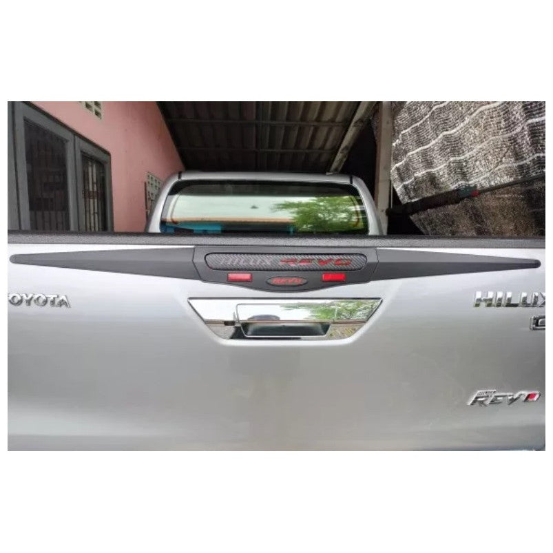 สีดำด้าน ครอบไฟเบรค โตโยต้า รีโว่ ร๊อคโค่ 2015 - 2022 TOYOTA REVO ROCCO ครอบไฟเบรกท้าย ครอบเบรค ครอบไฟ 2016 2017 2018 - Image 2