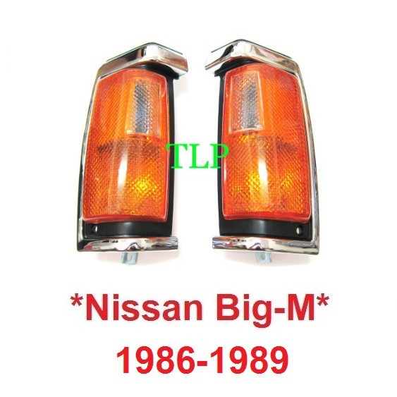 เสื้อไฟมุม เสื้อไฟเลี้ยว นิสสัน บิ๊กเอ็ม TD25 1986-1989 ฝาส้ม ขอบชุบ Nissan Navara D21 BIG-M ไม่รวมขั้วและหลอดไฟ ไฟมุม