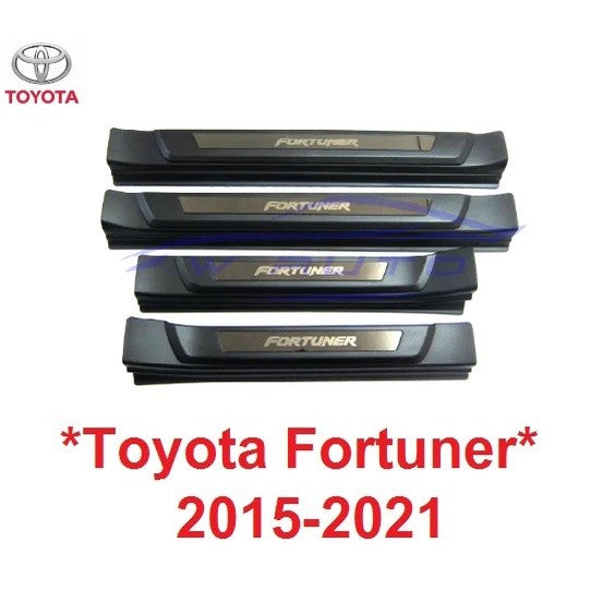 ชายบันไดประตู สีดำ TOYOTA FORTUNER 2015-2021 โตโยต้า ฟอร์จูเนอร์ ใหม่ คิ้วกันรอยขอบประตู กาบบันได ชายบันได กันรอย