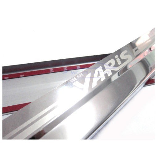 รุ่น 5ปต ชายบันไดประตู สแตนเลส Toyota Yaris Hatchback 2014 2015 - 2017 โตโยต้า ยาริส สคัพเพลท ชายบันได คิ้ว กันรอยประตู - Image 2