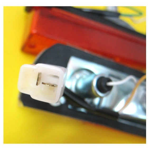 ไฟหรี่กันชน นิสสัน ซันนี่ ดัสสัน 120Y 1978 - 1985 เลนส์ ไฟ DATSUN NISSAN SUNNY ไฟกันชน ไฟตัดหมอก B110 1200 B210 ไฟหรี - Image 2