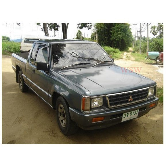 ไฟมุม ขอบดำ มีขั้วหลอด Mitsubishi Cyclone 1986-1994 มิตซูบิชิ ไซโคลน เสื้อไฟเลี้ยว เสื้อไฟมุม ไฟเลี้ยว ไฟสัญญาณ - Image 4